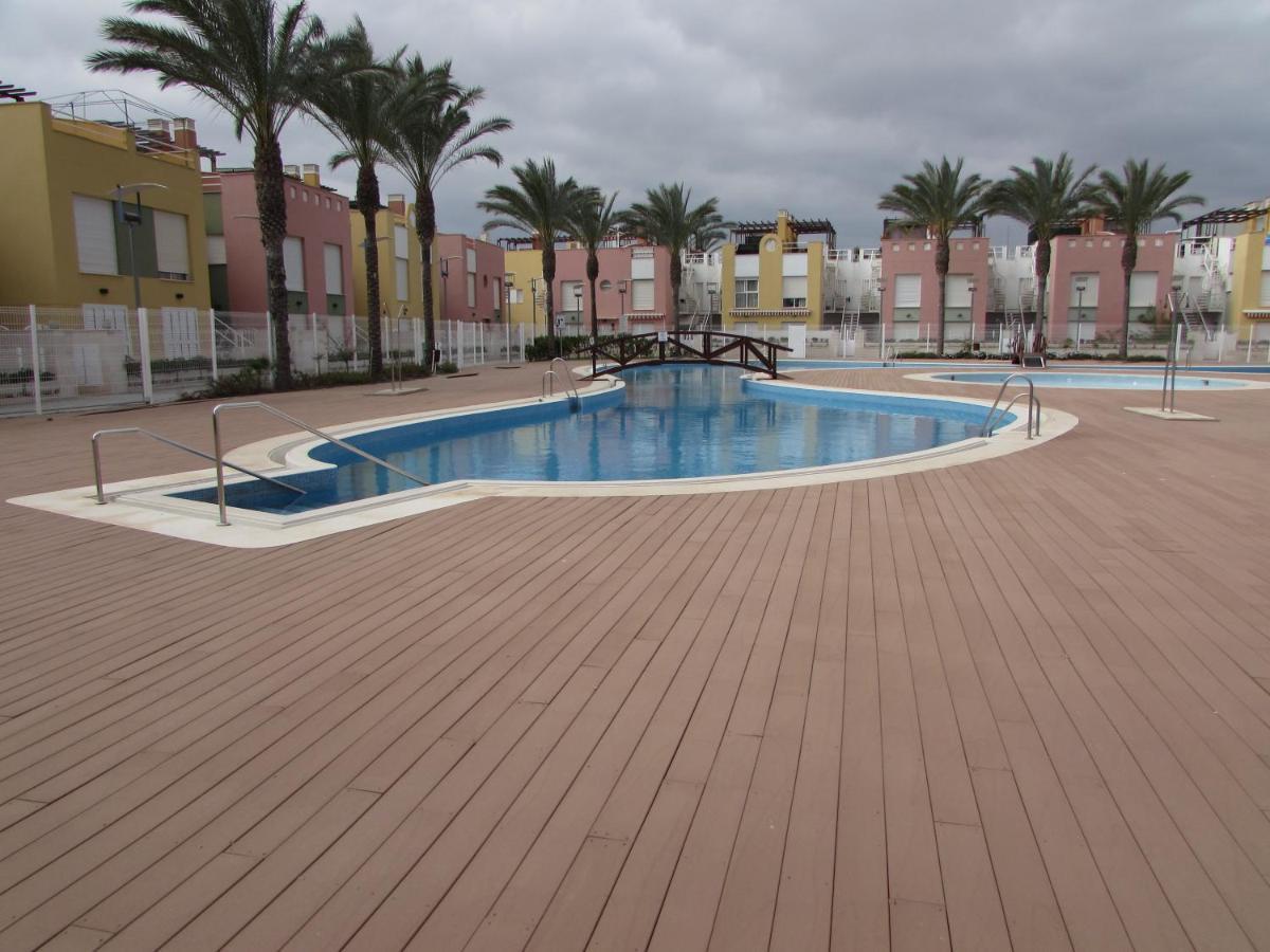 Atico Laguna Beach Con Jacuzzy Privado Vera Bagian luar foto